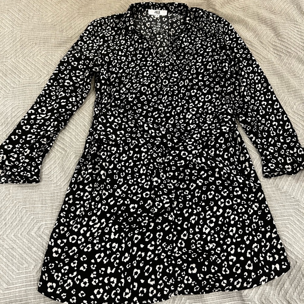 Jack black and white belted dress - medium